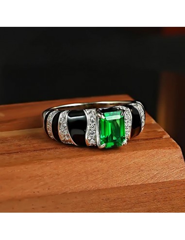 925 Sterling Silver Emerald Ring with Diamond Accents, Zebra Pattern, Retro Style for Women pas cher chine