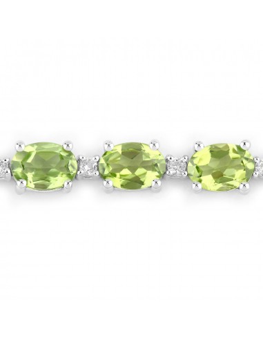 11.27 Carat Genuine Peridot and White Topaz .925 Sterling Silver Bracelet est présent 