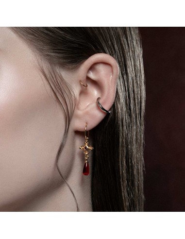 CRIMSON. Medieval Garnet Hoop Earrings - Gold une grave pollution 