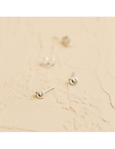 Knot Stud Earrings - 14k White Gold de l' environnement